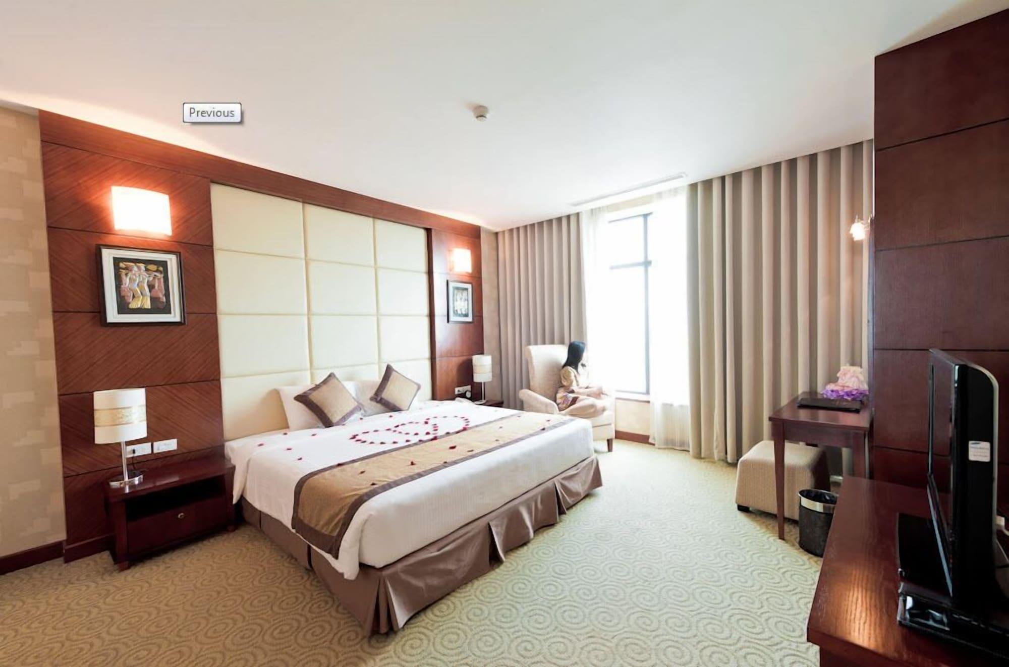 Muong Thanh Grand Hanoi Hotel מראה חיצוני תמונה