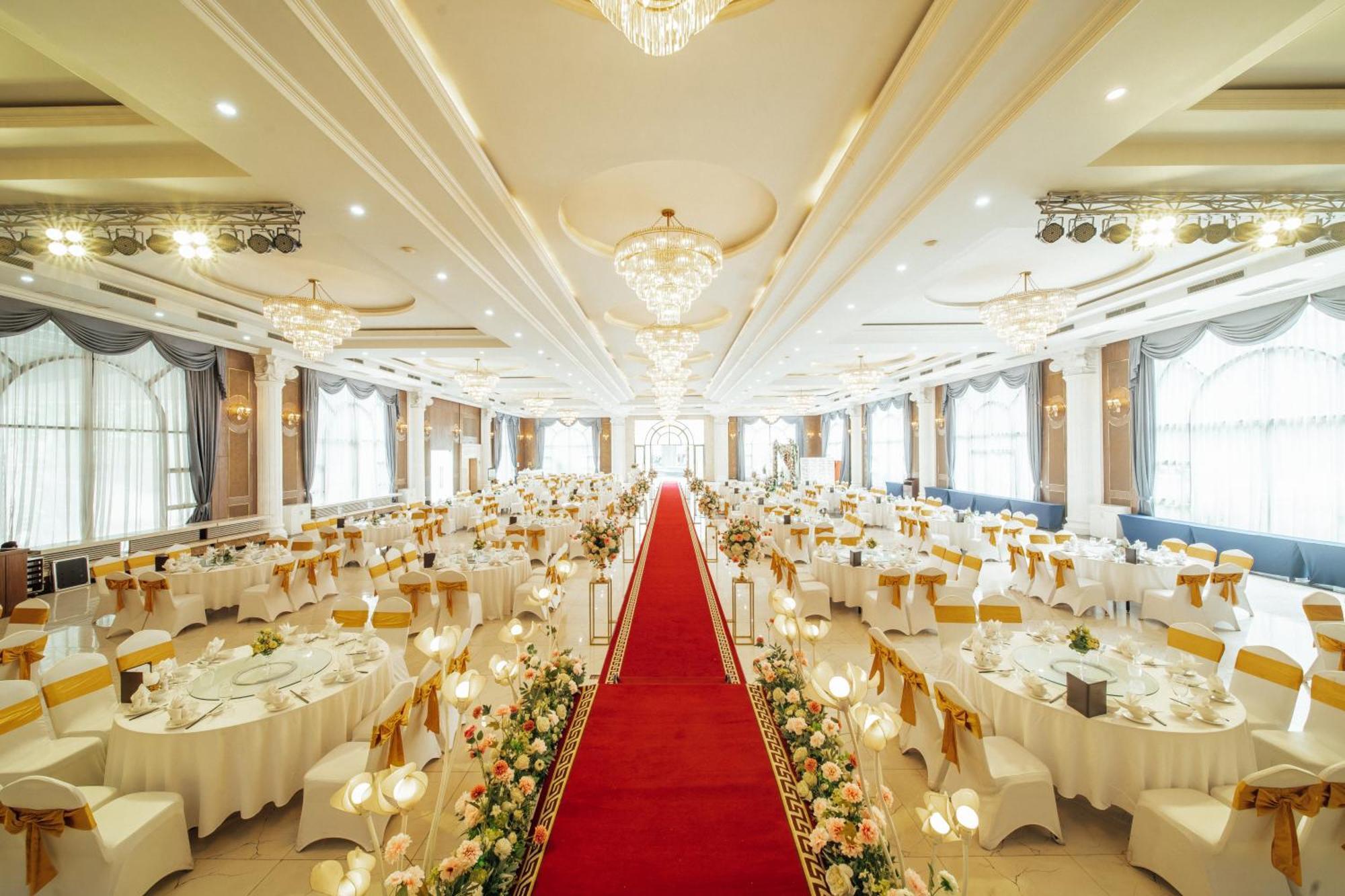 Muong Thanh Grand Hanoi Hotel מראה חיצוני תמונה